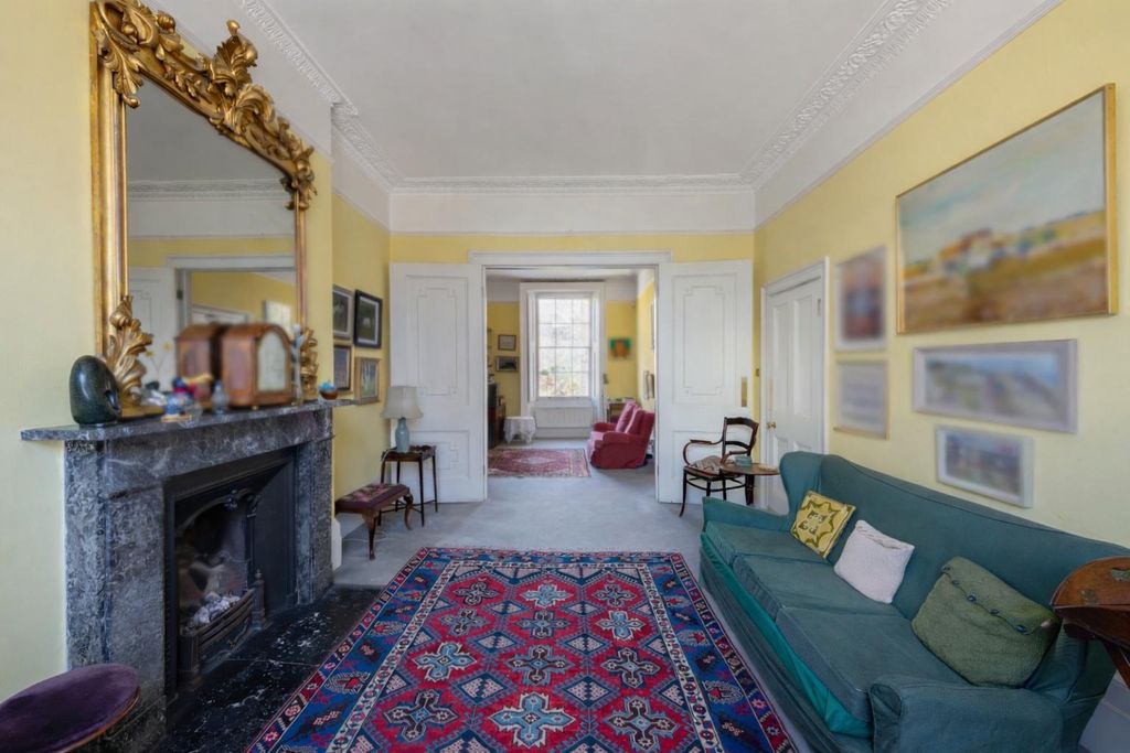 Property photo 1 of 14 Image