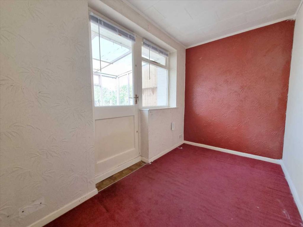 Property photo 3 of 10 Study: