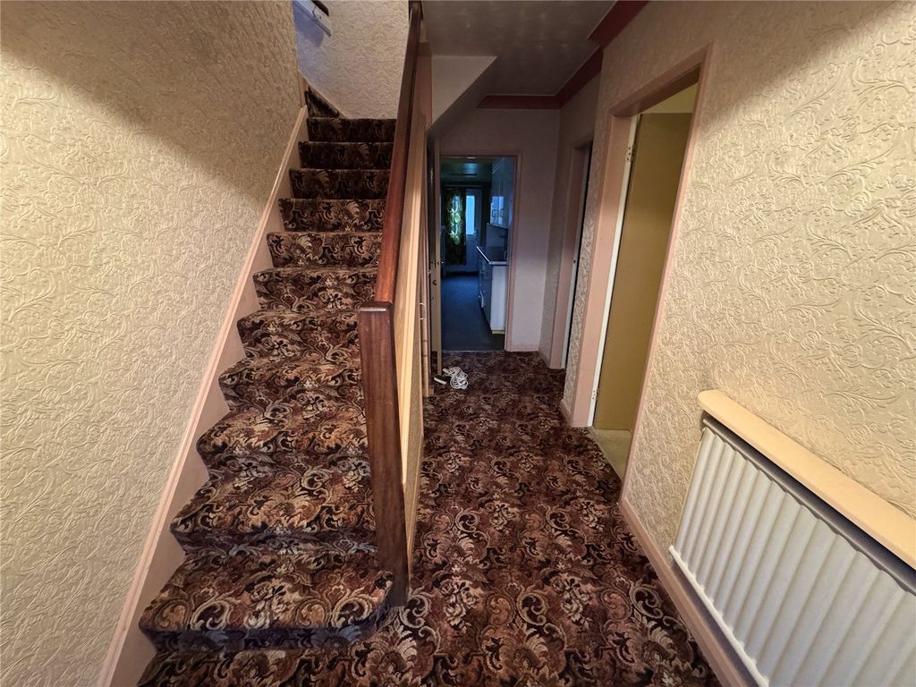 Property photo 2 of 17 Picture No. 10