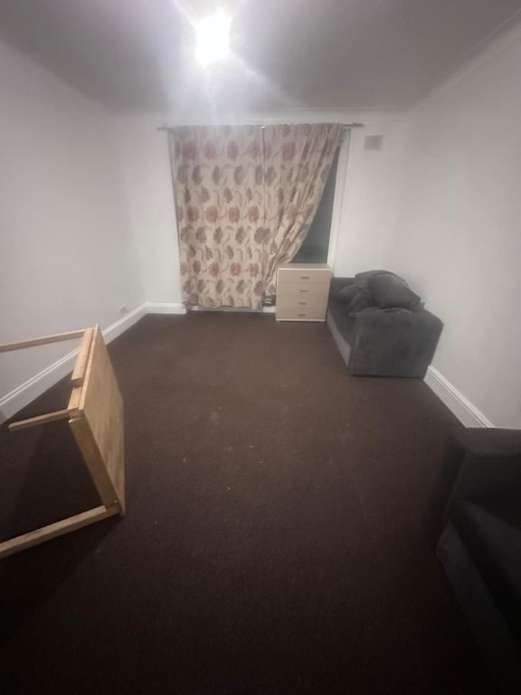 Property photo 2 of 12 Gallery