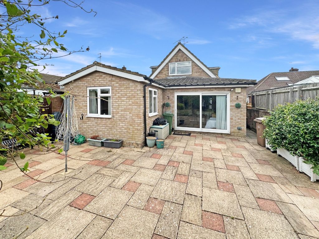 Property photo 2 of 23 3958232