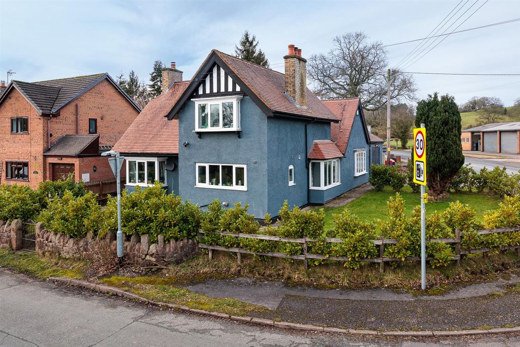 Property photo 1 of 17 External