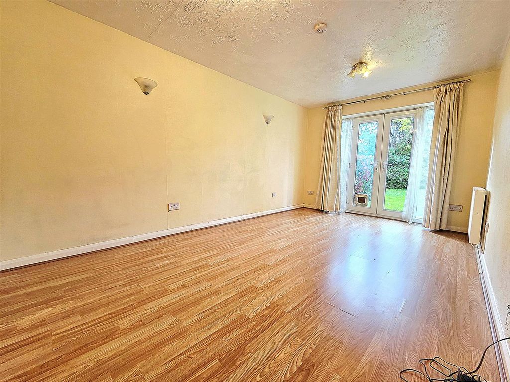 Property photo 1 of 11 20251023_152734.Jpg