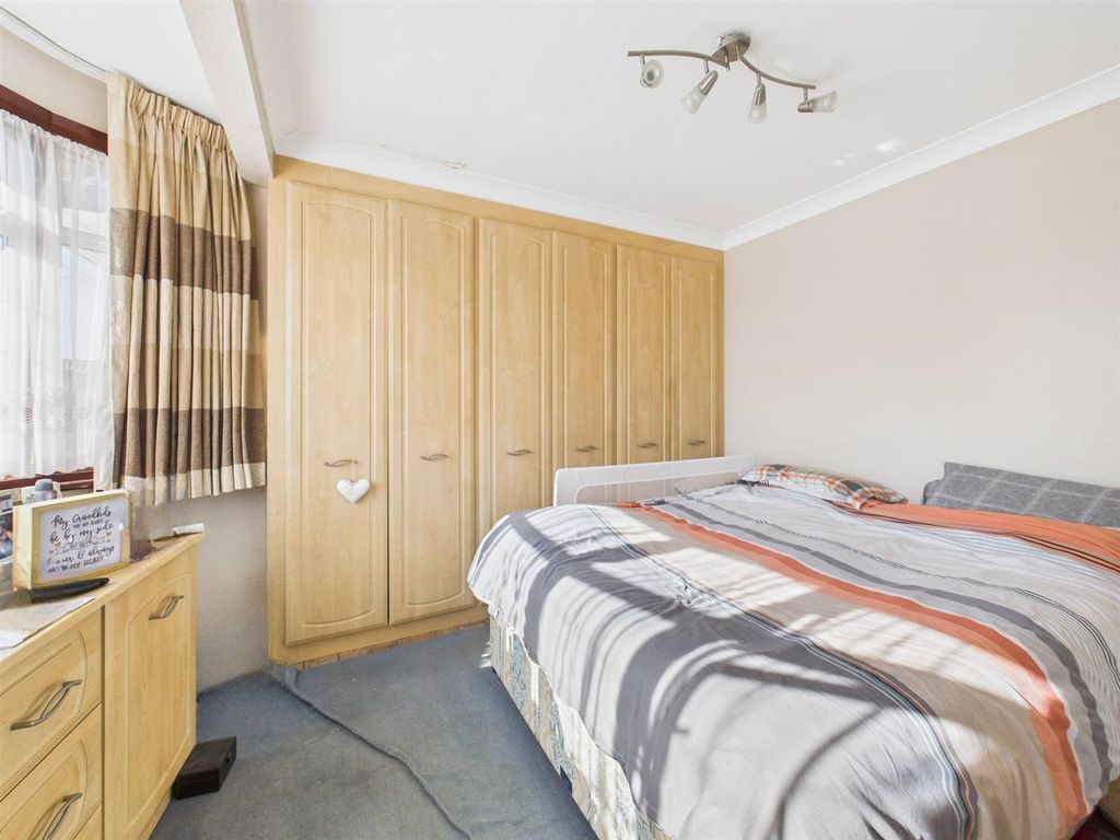 Property photo 3 of 10 Cam05080G0-Pr0194-Still004.Jpg