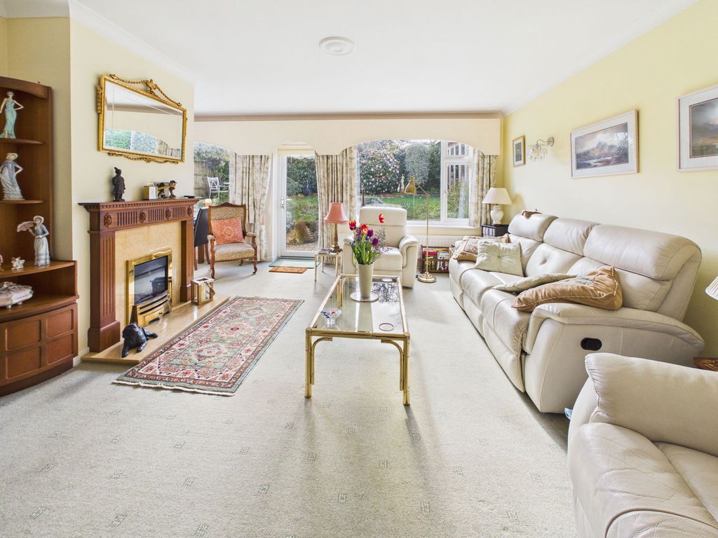 Property photo 3 of 18