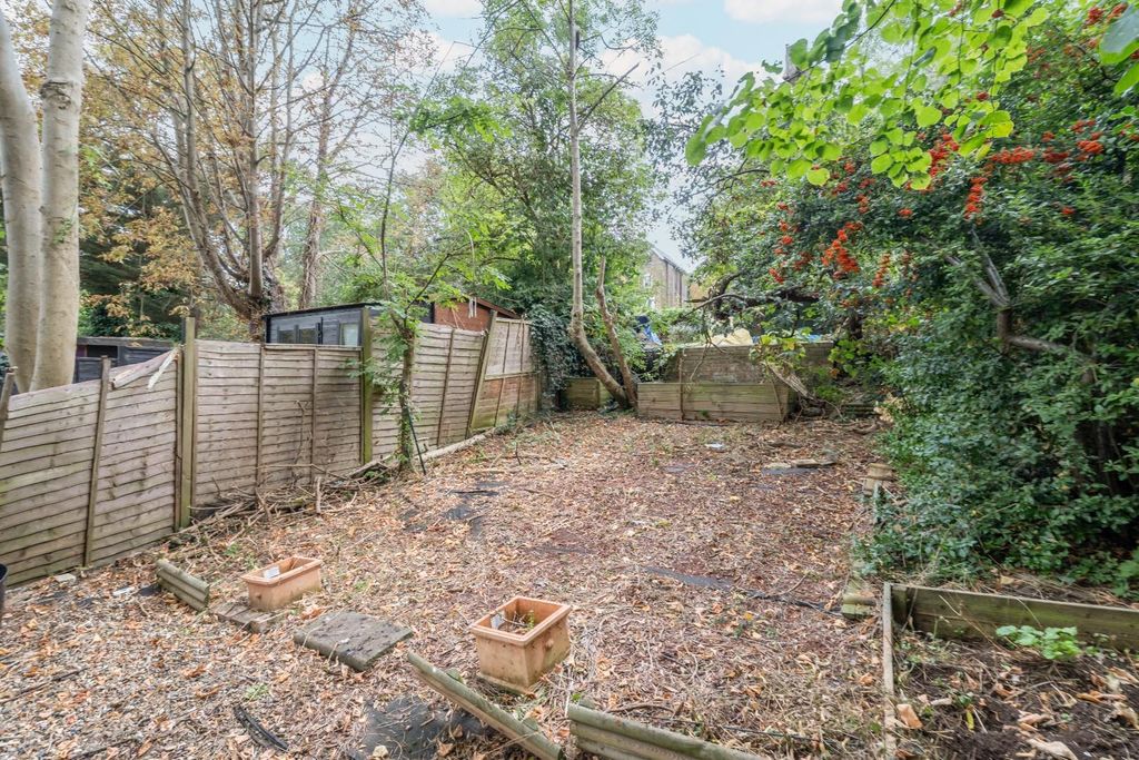 Property photo 3 of 18 Img16.Jpg