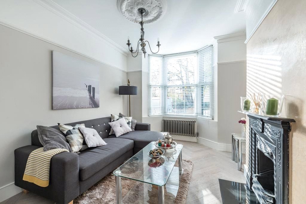 Property photo 2 of 31 Picture No. 09