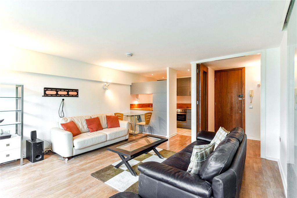 Property photo 1 of 17 Picture No. 06