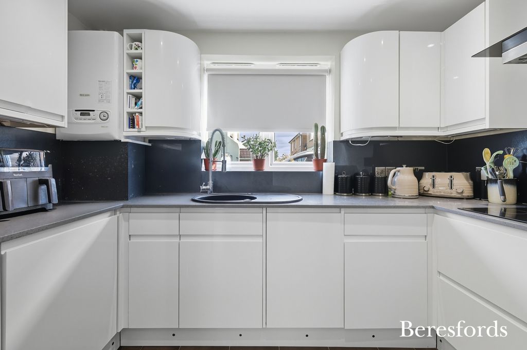 Property photo 2 of 11 Picture No. 06