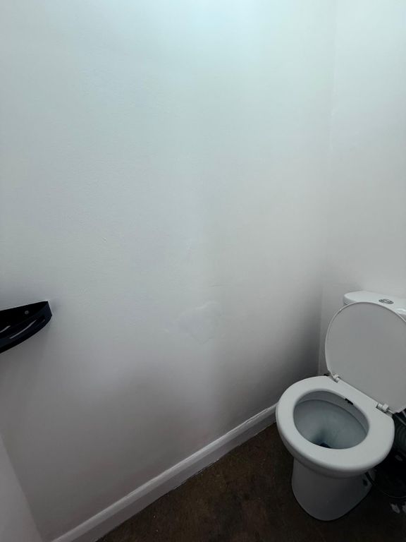 Property photo 2 of 9 Gallery