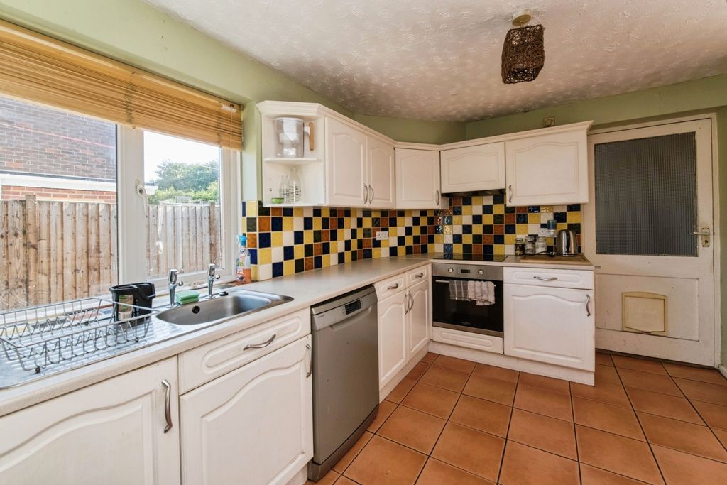 Property photo 2 of 27 Pbox-Img.Jpg