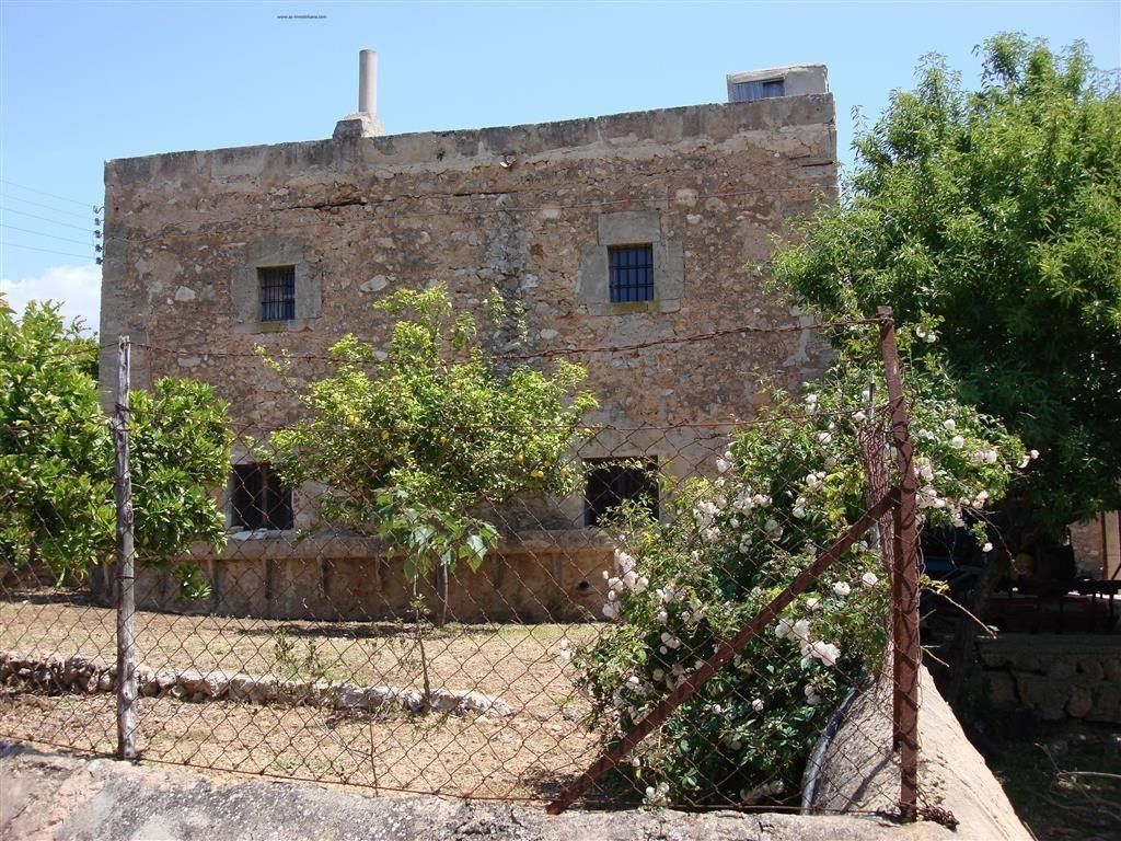 Property photo 3 of 11