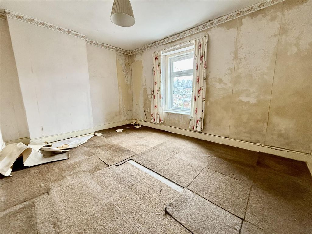 Additional image 7 of 4 bed semi-detached house for saleSt. Margarets Hill, Bradford-On-Avon BA15