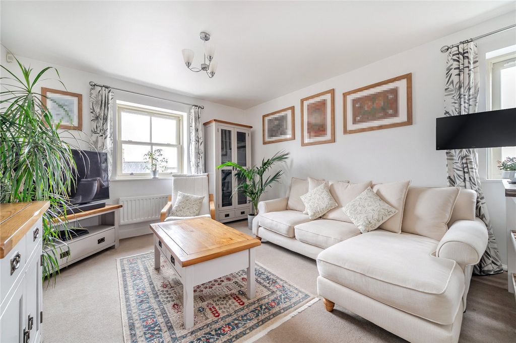 Property photo 2 of 18 Picture No. 03