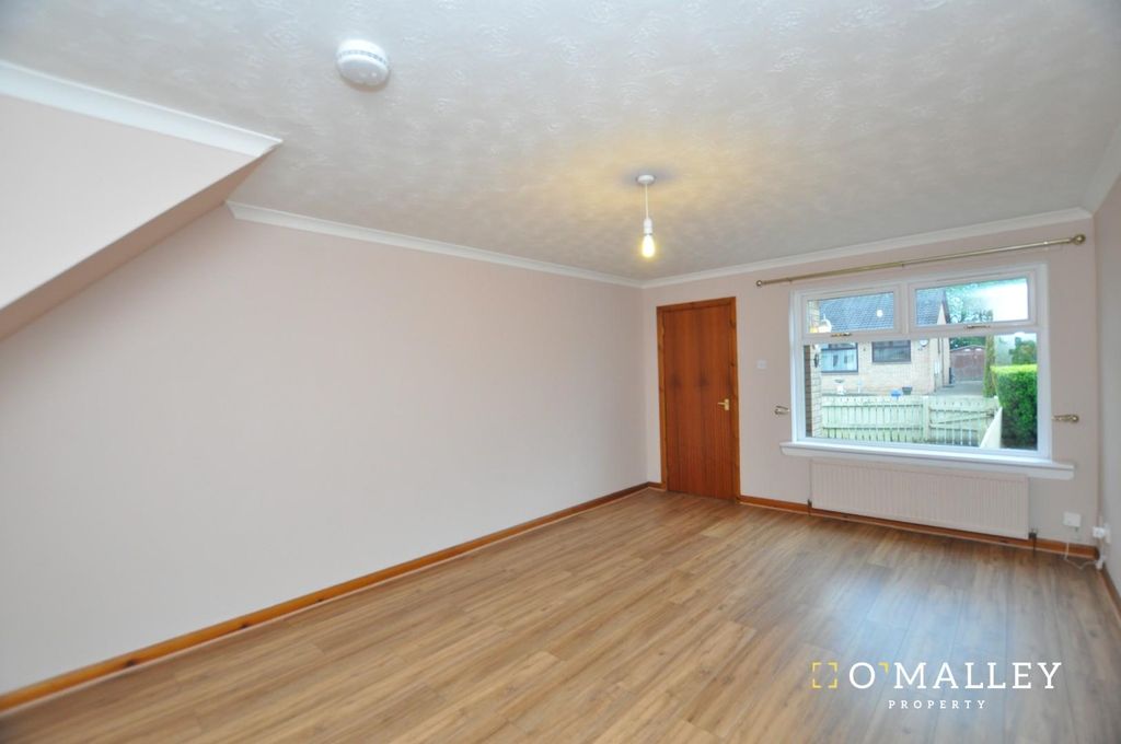 Property photo 2 of 10 Lounge