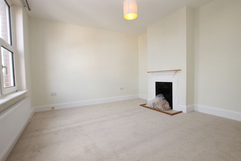 Property photo 3 of 12 Img_1164.Jpg