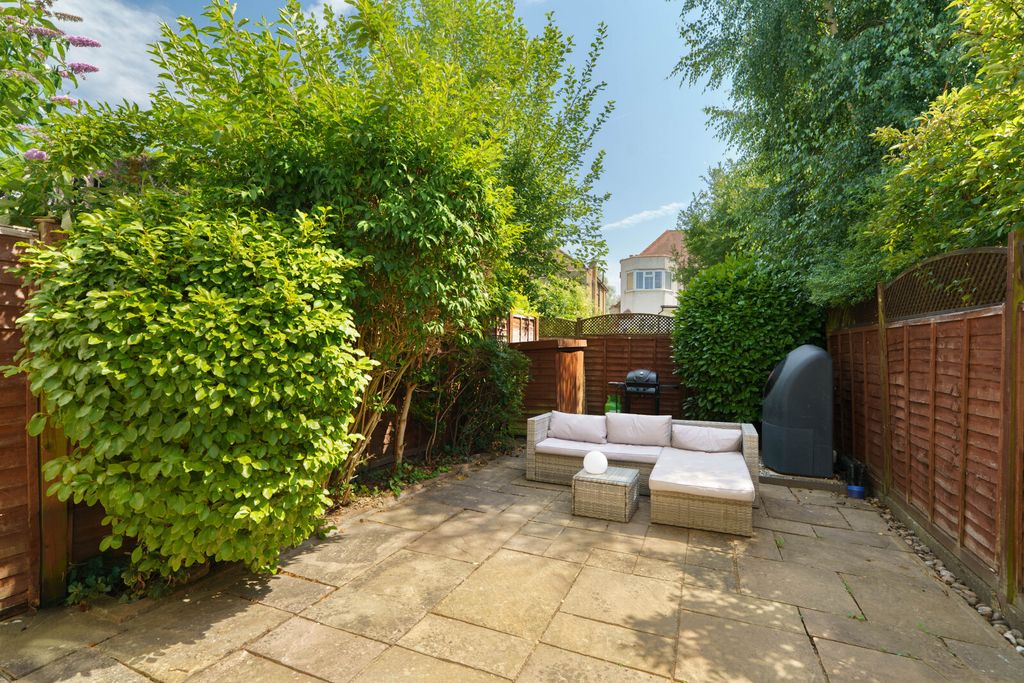 Property photo 2 of 18 Picture No. 03