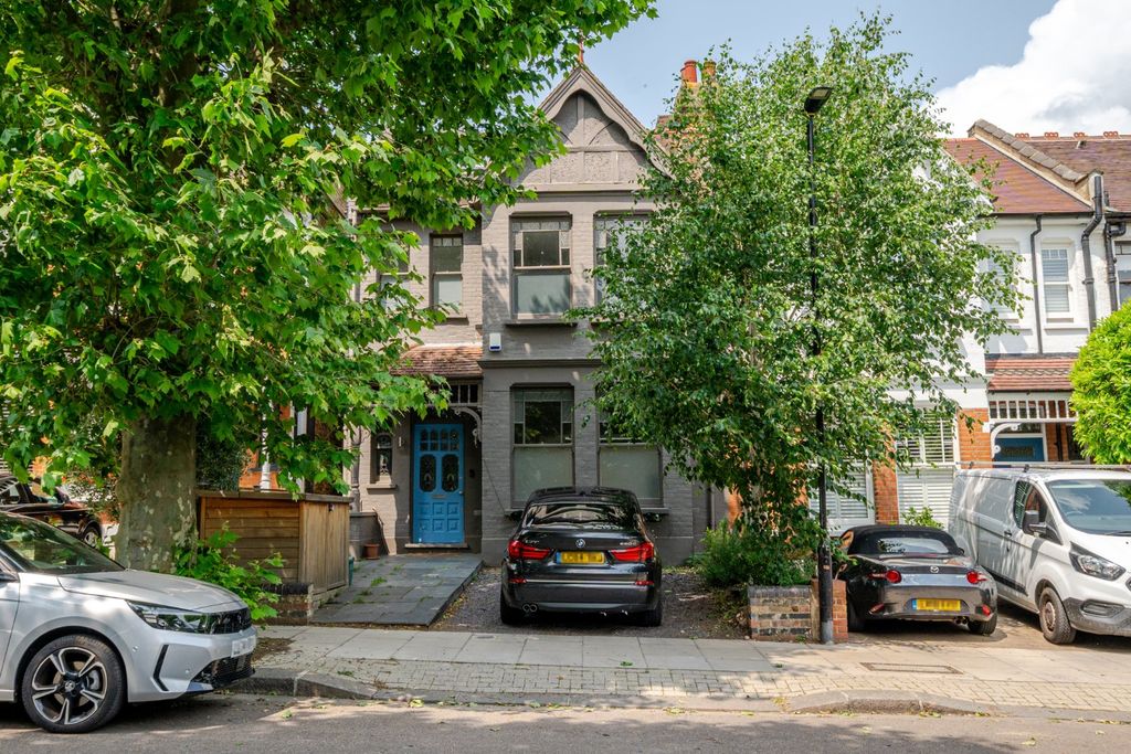 Property photo 3 of 14 Picture No. 23