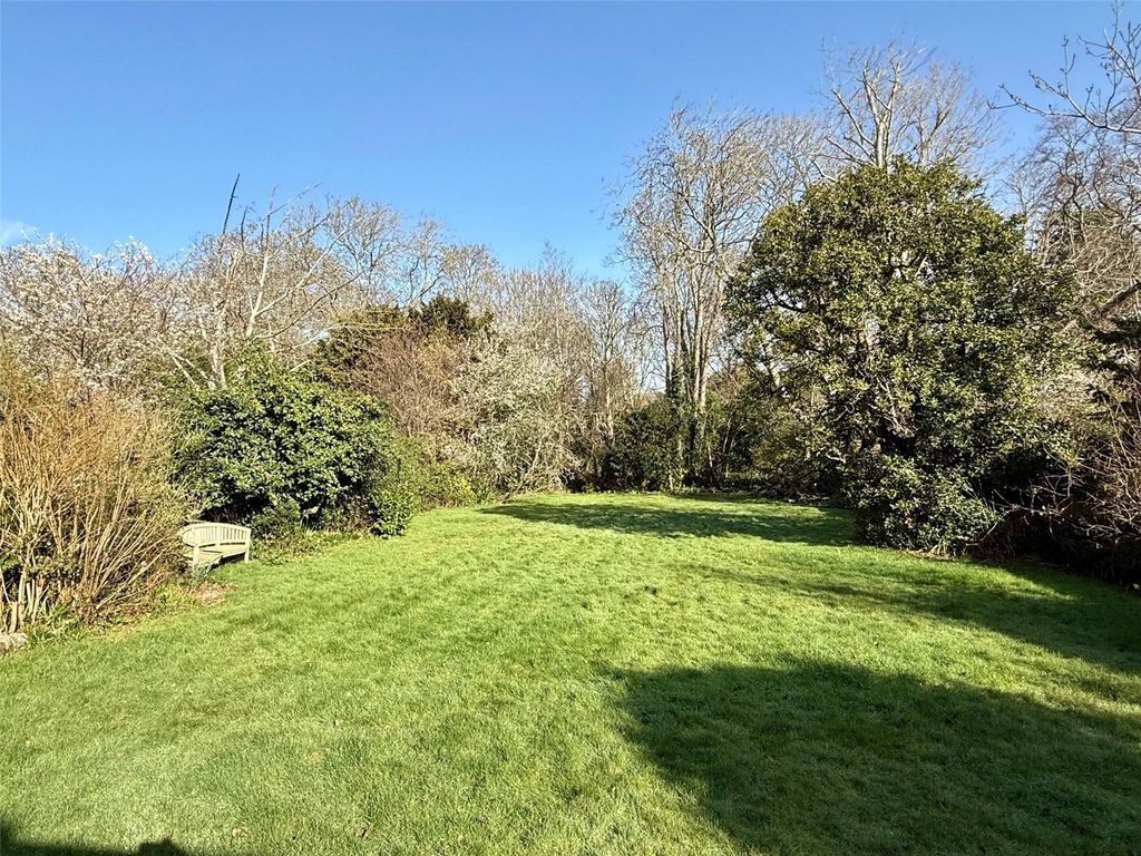 Property photo 3 of 24 Picture No. 28