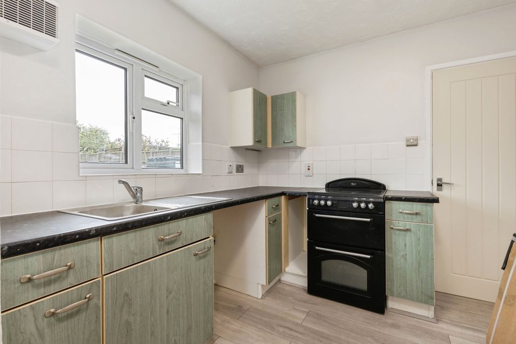 Property photo 2 of 22 Pbox-Img.Jpg