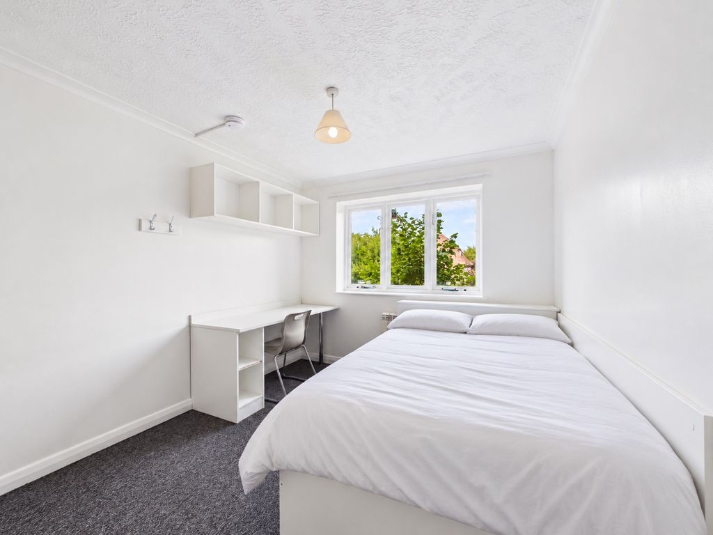 Property photo 1 of 7 Carey House, Canterbury