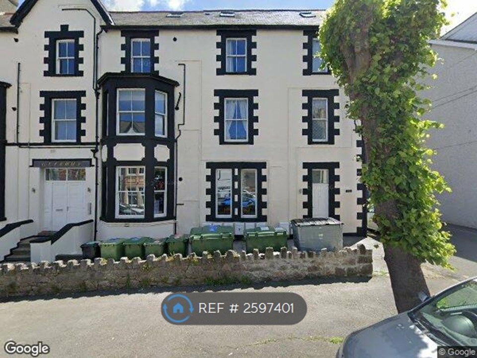 Property photo 1 of 9