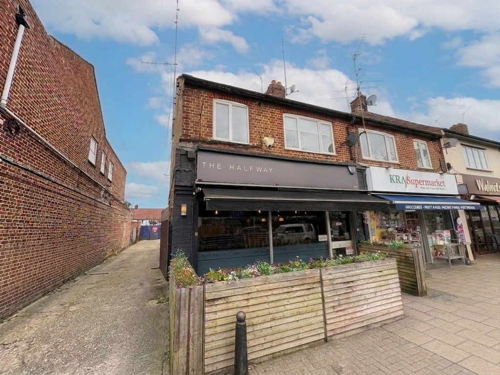 Property photo 1 of 8