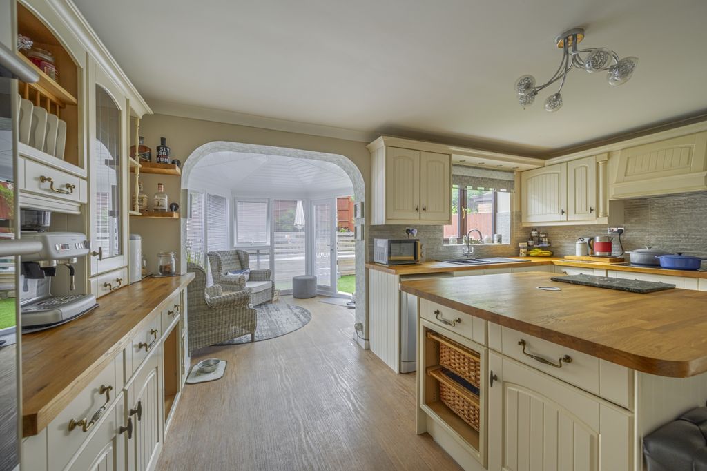 Property photo 3 of 27 Dsc_4520