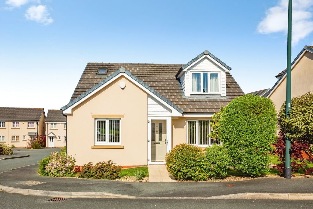 Property photo 2 of 19 Pbox-Img.Jpg