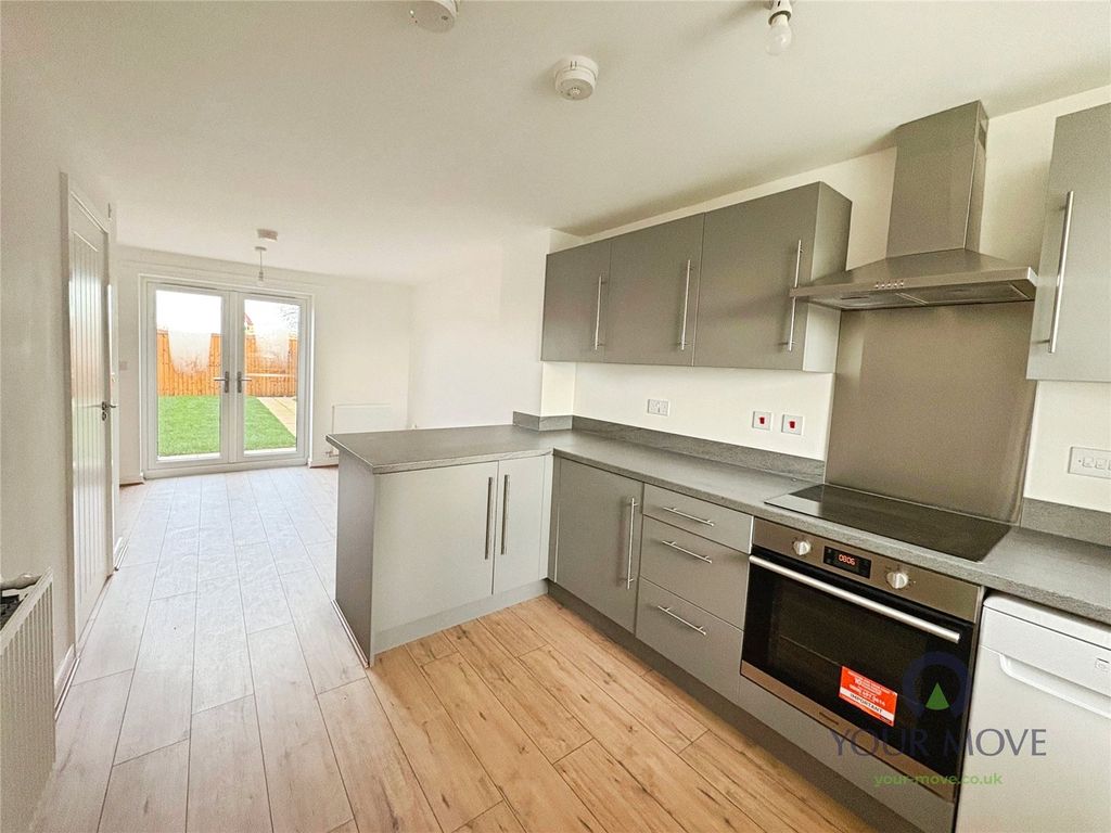 Property photo 2 of 11 Kitchen Area