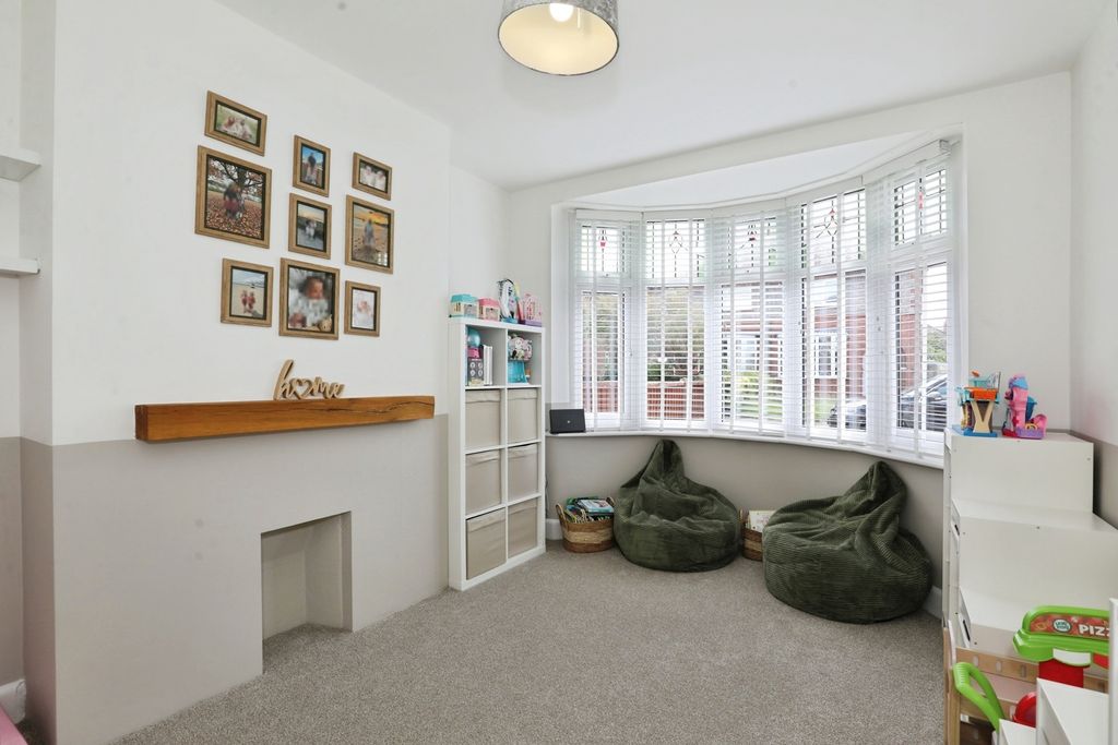 Property photo 2 of 21 Pbox-Img.Jpg