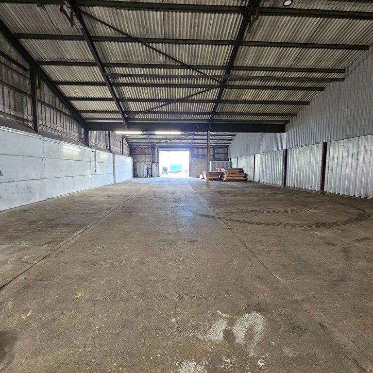 Property photo 3 of 10 Unit 5