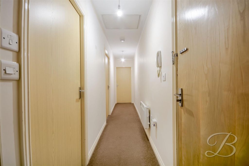 Property photo 3 of 18 Ccltd-10.Jpg