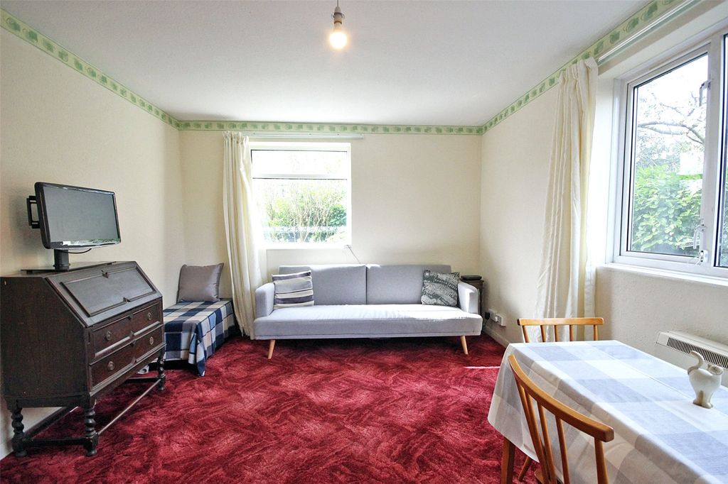 Property photo 2 of 10 Picture No. 05