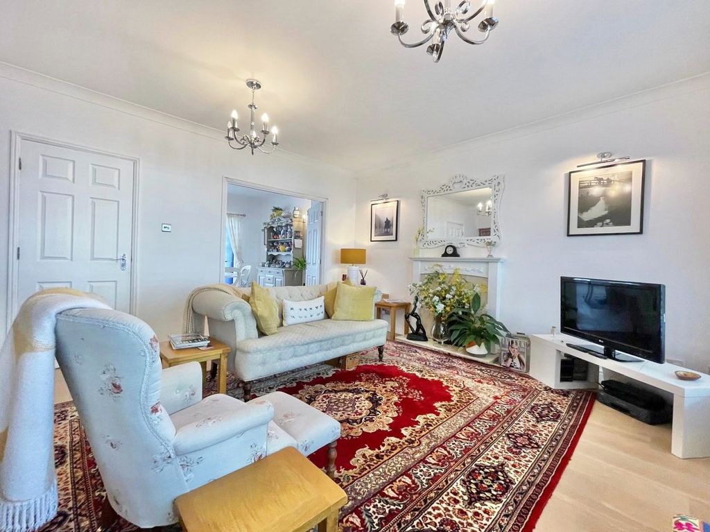 Property photo 2 of 29