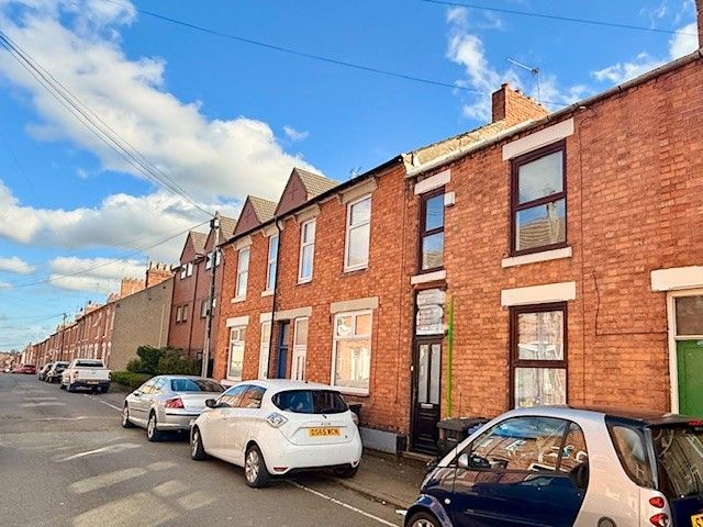 Property photo 1 of 20 Front