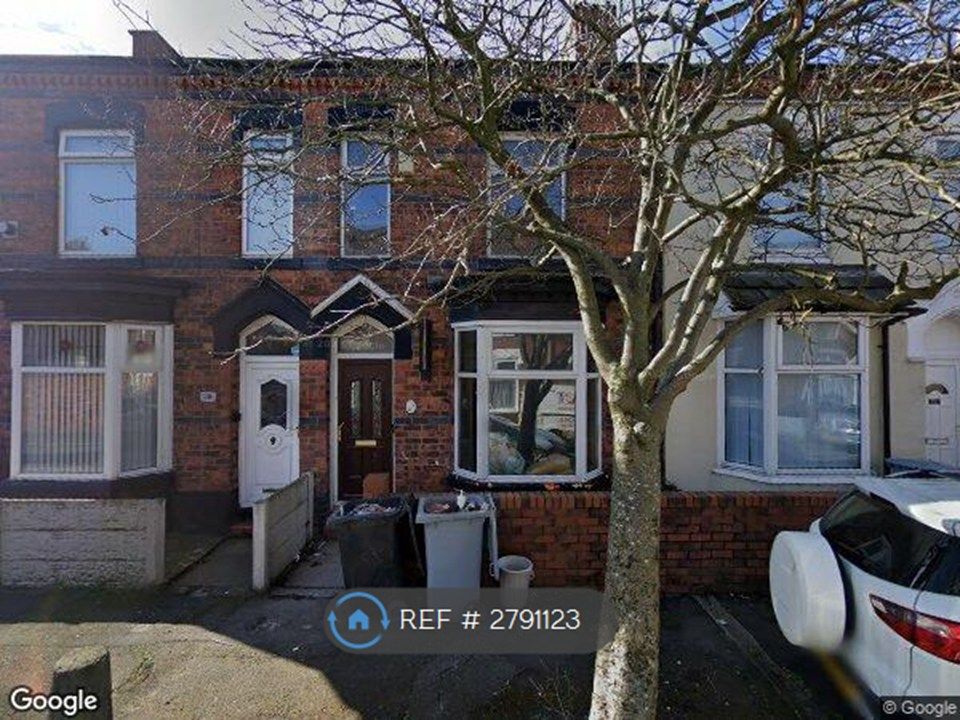 Property photo 2 of 13