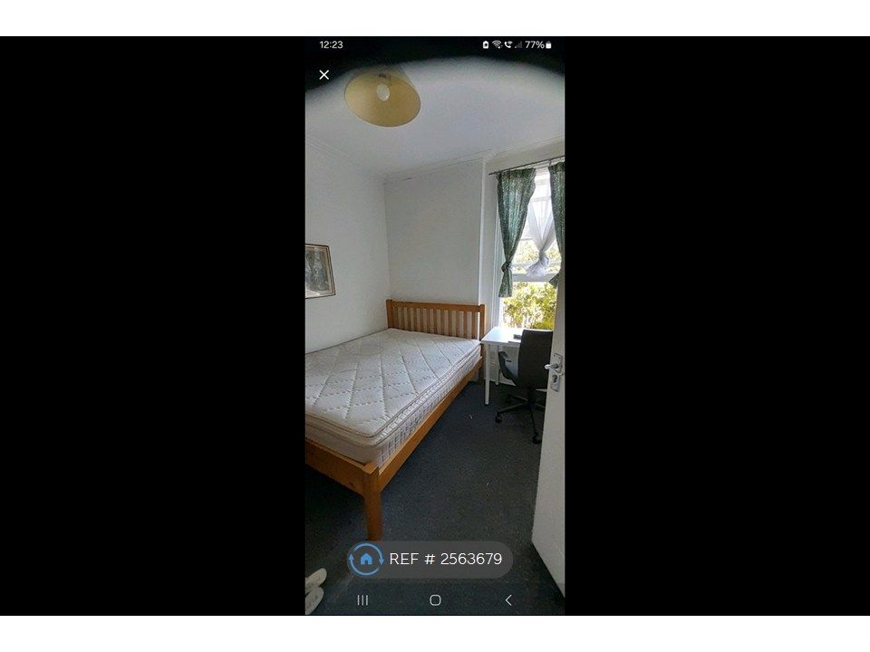 Property photo 2 of 5