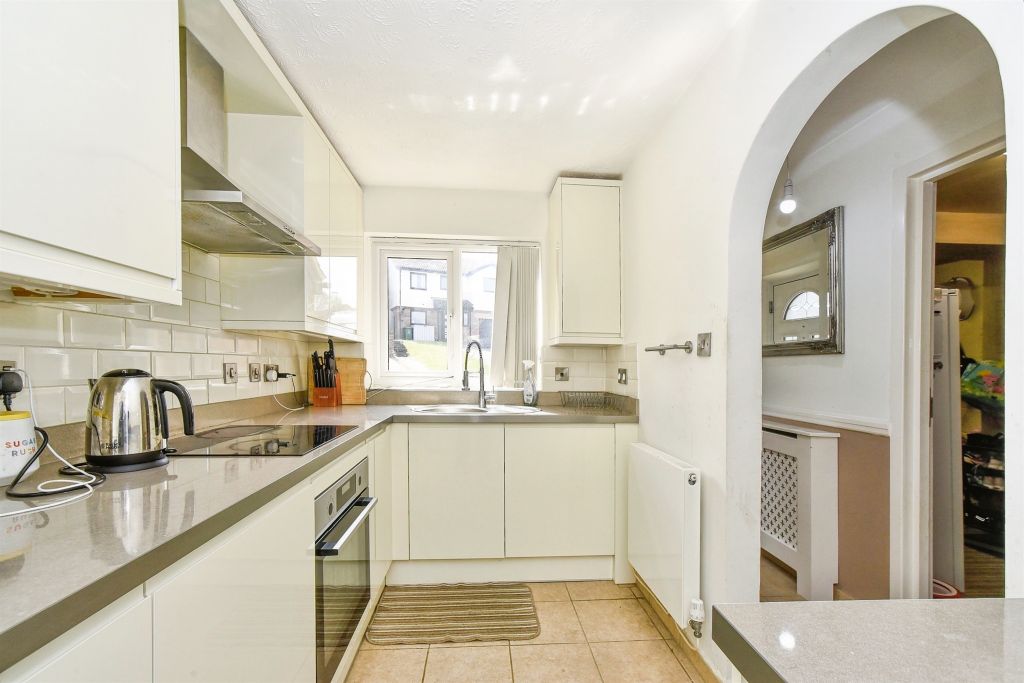Property photo 3 of 13