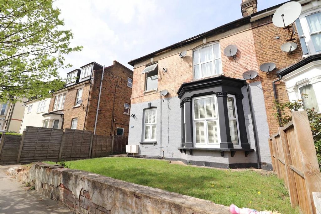 Property photo 1 of 15 Np7Xb.Jpg