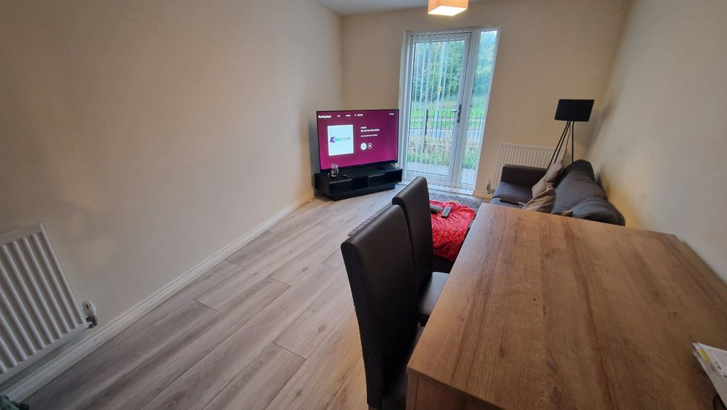 Property photo 2 of 5 Picture No. 05