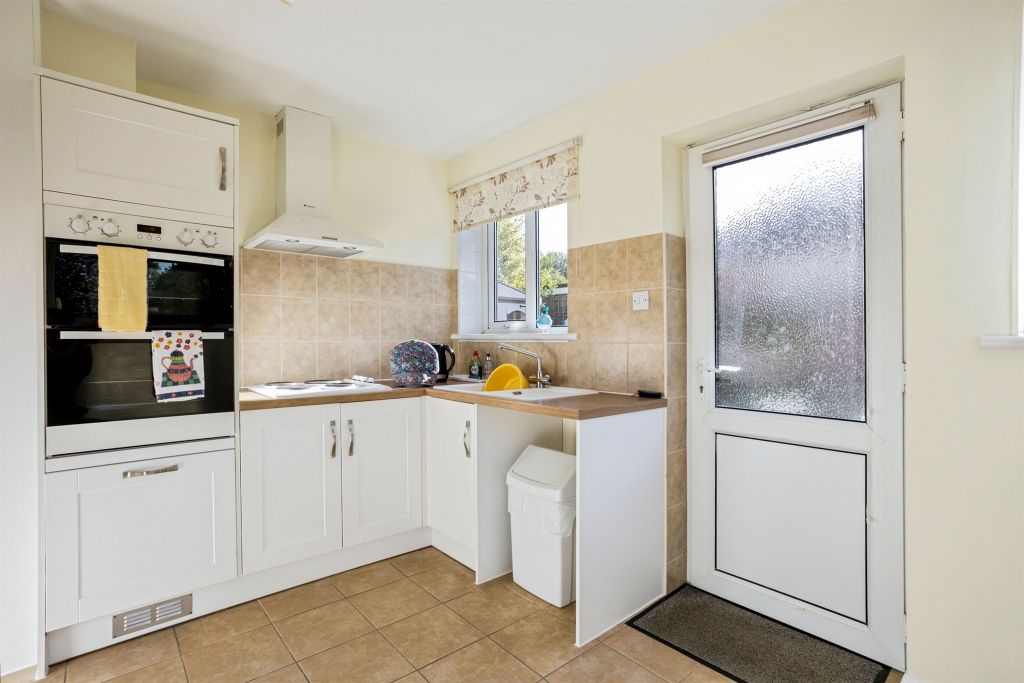 Property photo 3 of 18