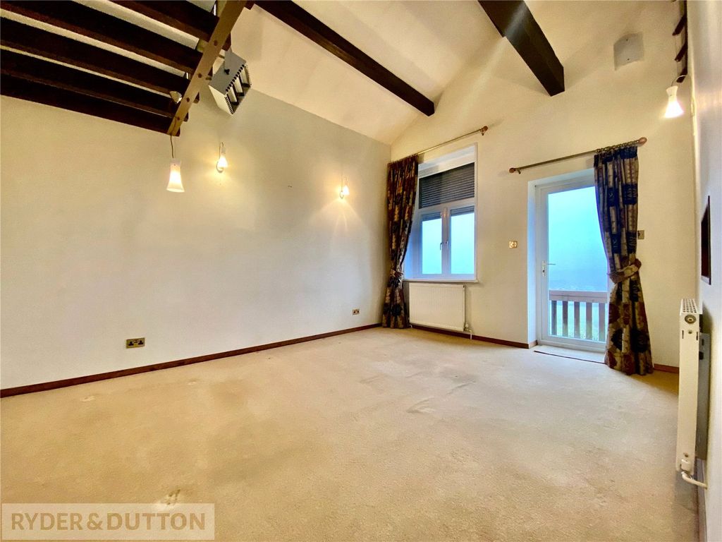 2 bed flat for saleCastleton Road, Thornham, Royton, Oldham OL2 photo 4