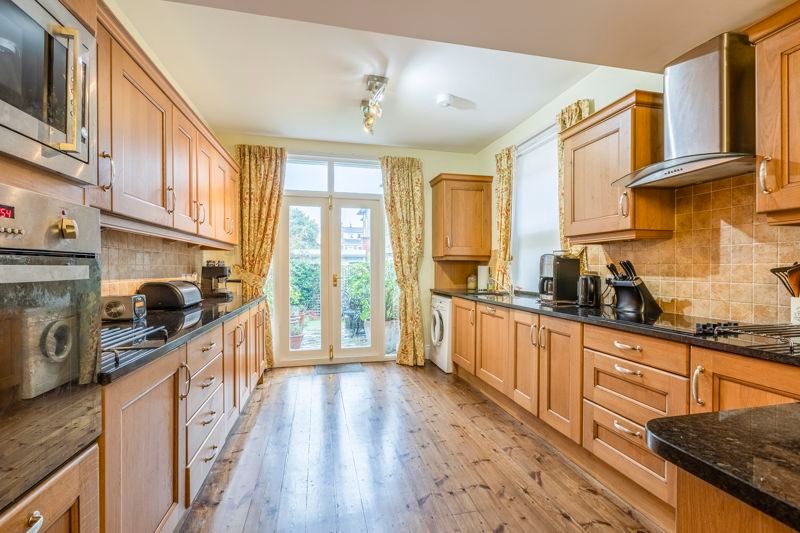 Property photo 3 of 19 Photo 2