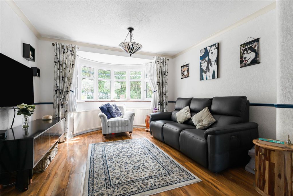 Property photo 3 of 29