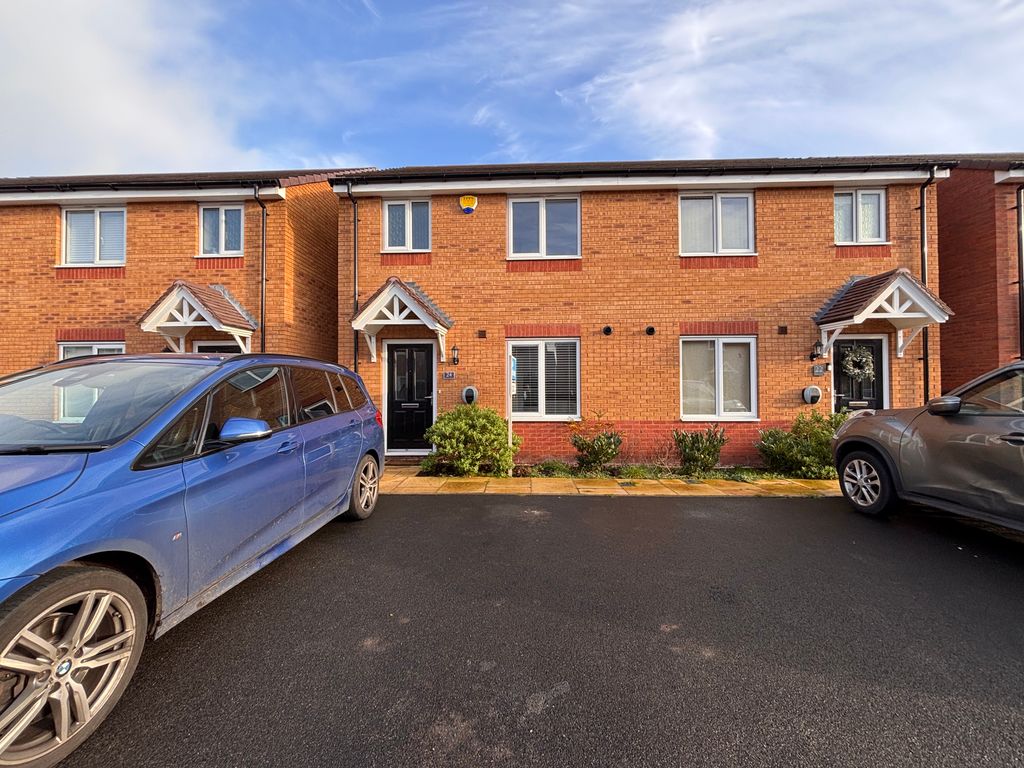 Property photo 1 of 13 Front