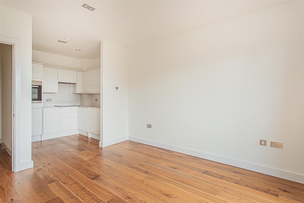 Property photo 3 of 18 A05I6077.Jpg