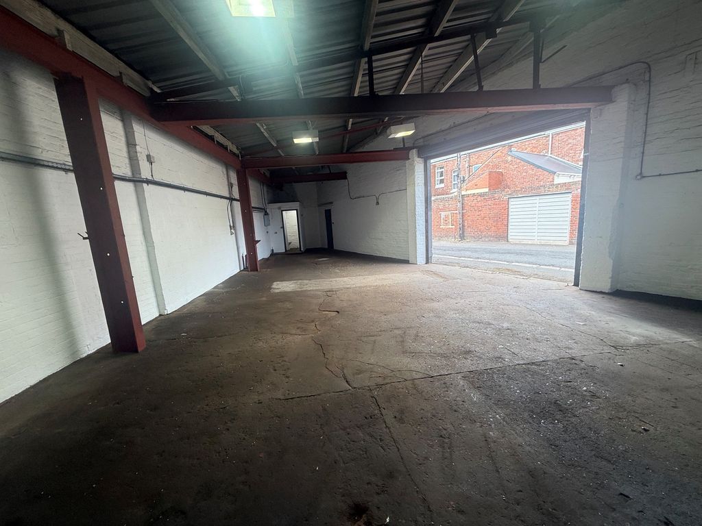 Property photo 3 of 3