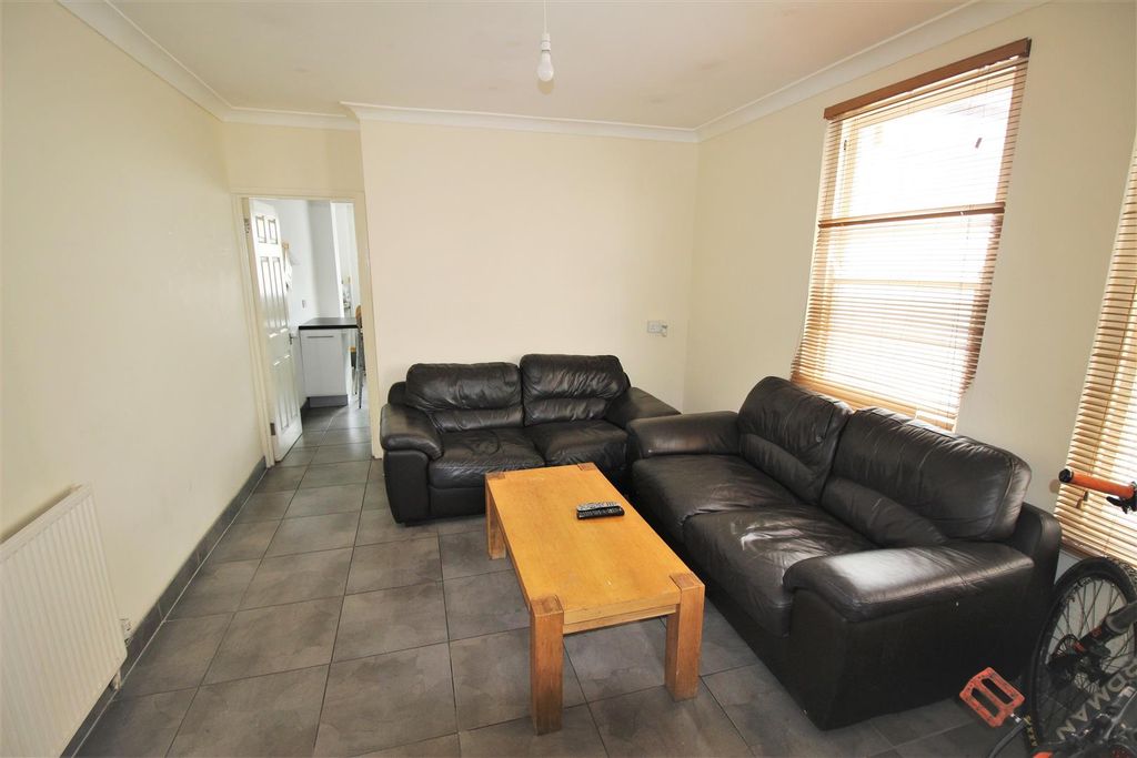 Property photo 3 of 21 Img_7049.Jpg
