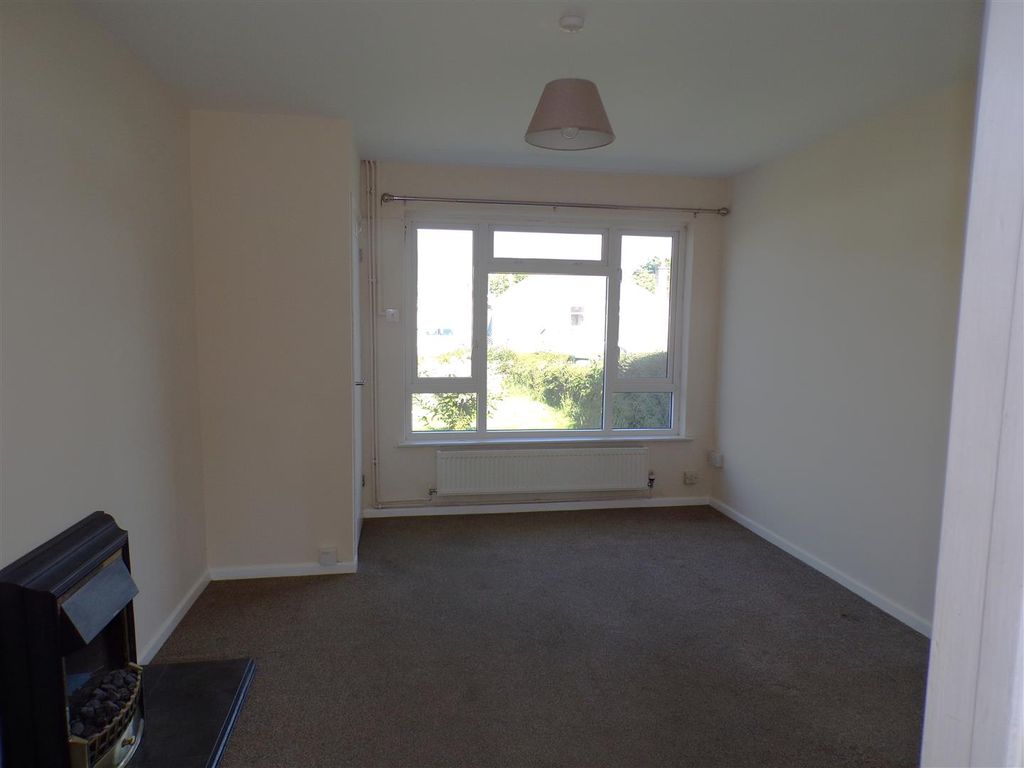 Property photo 3 of 8 Living Room1.Jpg